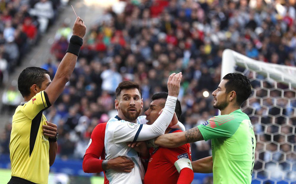 Ronaldo, Messi, Rapinoe nominados a premios de la FIFA
